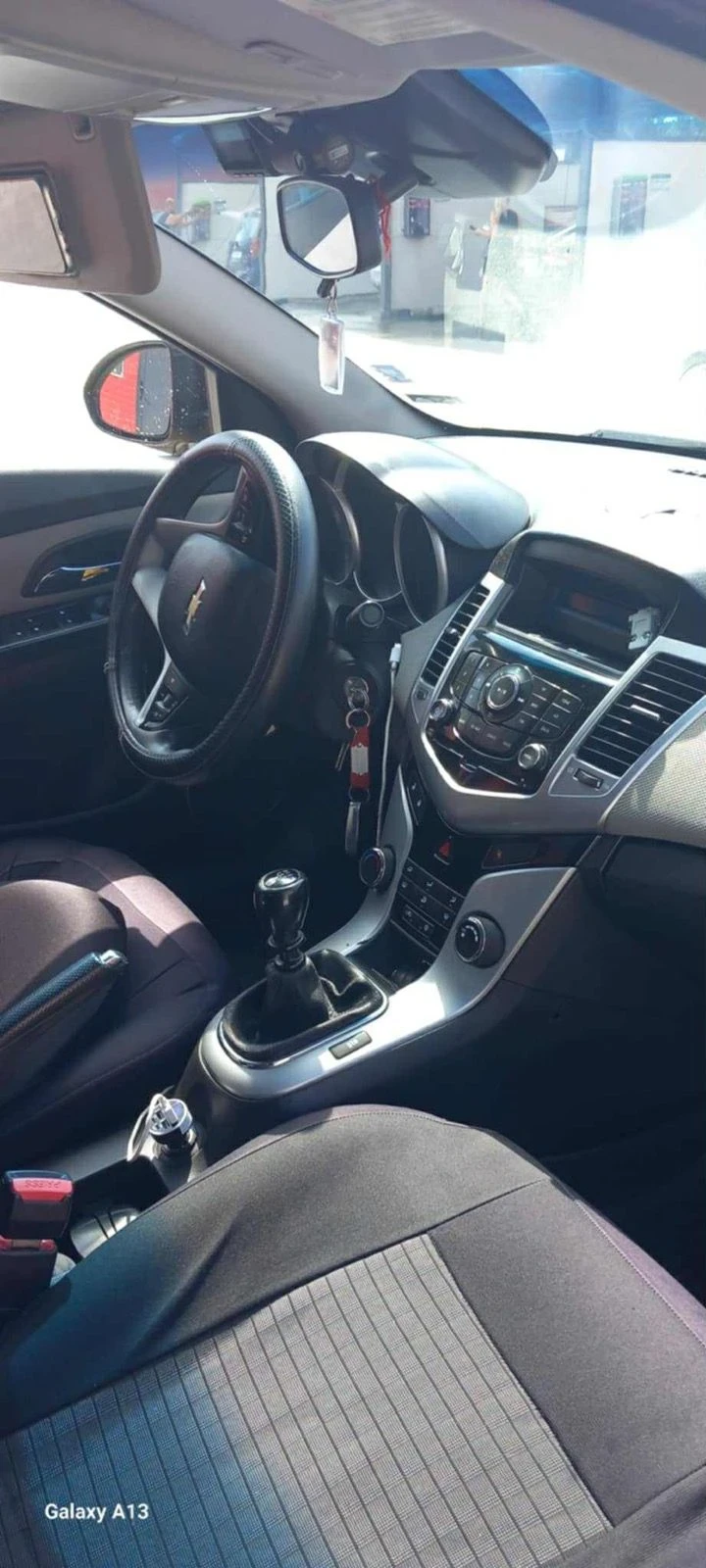 Chevrolet Cruze 1.6 LPG, снимка 11 - Автомобили и джипове - 56168463