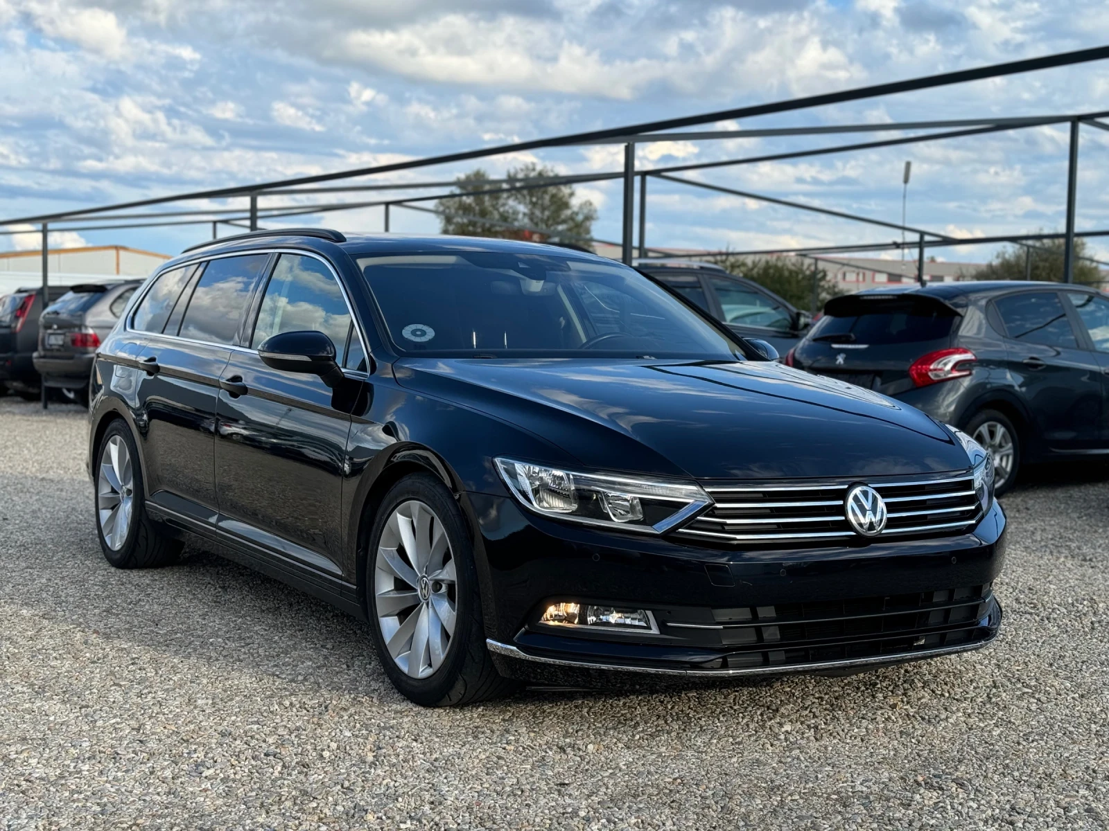 VW Passat 2.0d/150hp/Дигитал/Масаж/Navi/Панорама , снимка 1