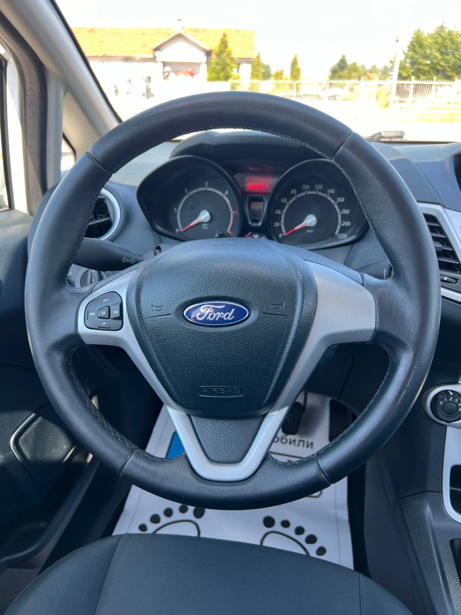 Ford Fiesta 1.4TDCI - изображение 10