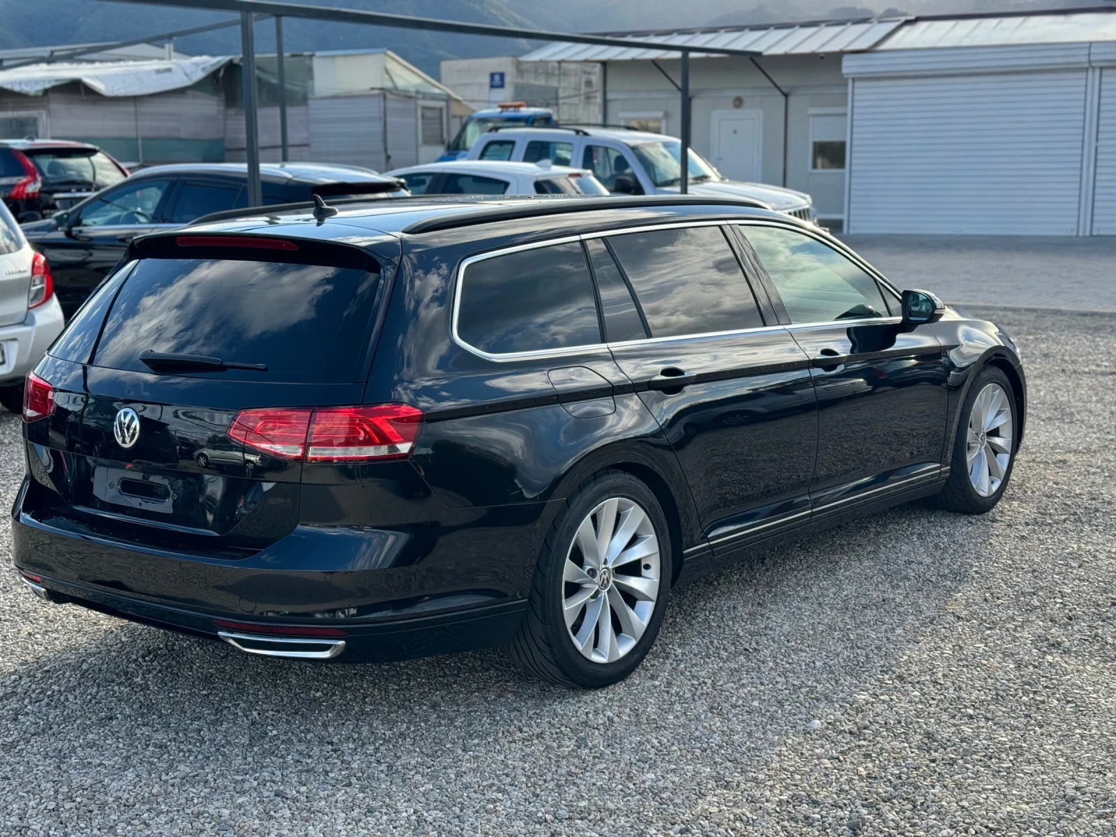 VW Passat 2.0d/150hp/Digital/Automatic/Navi/ - изображение 7