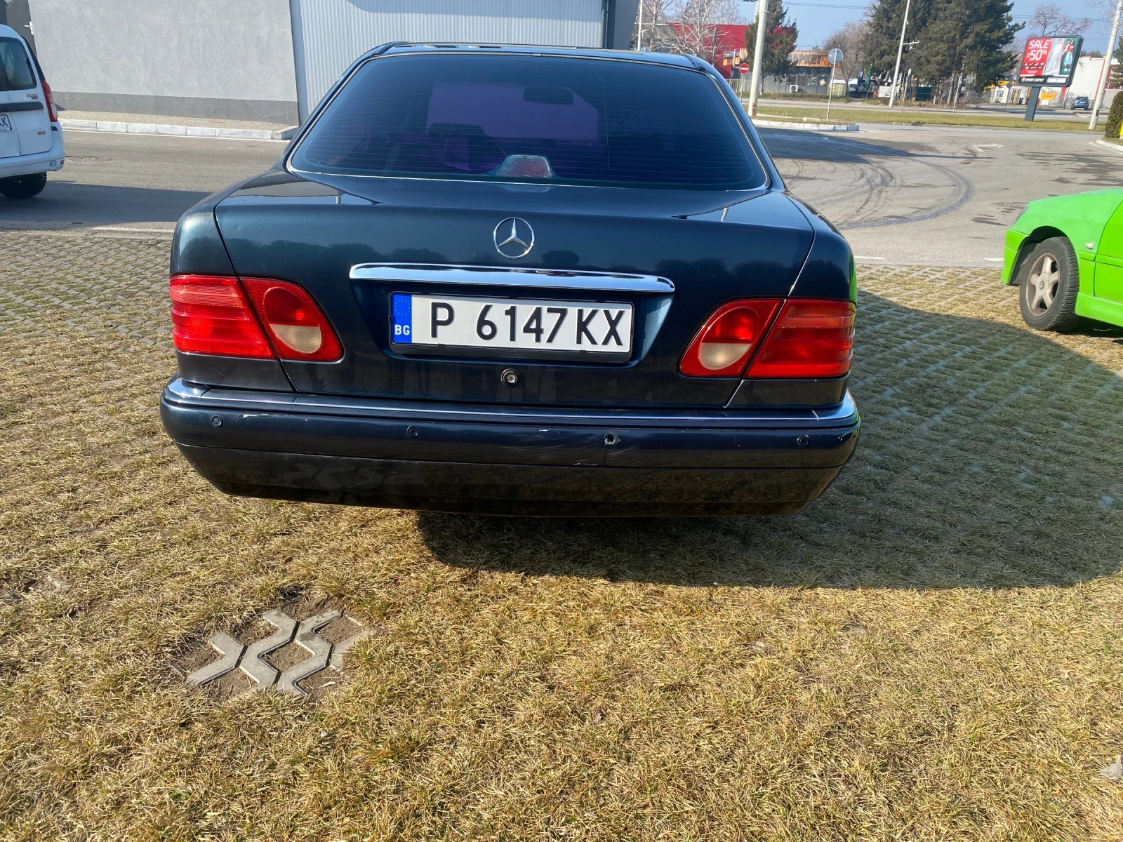 Mercedes-Benz E 250 Авангард - изображение 5