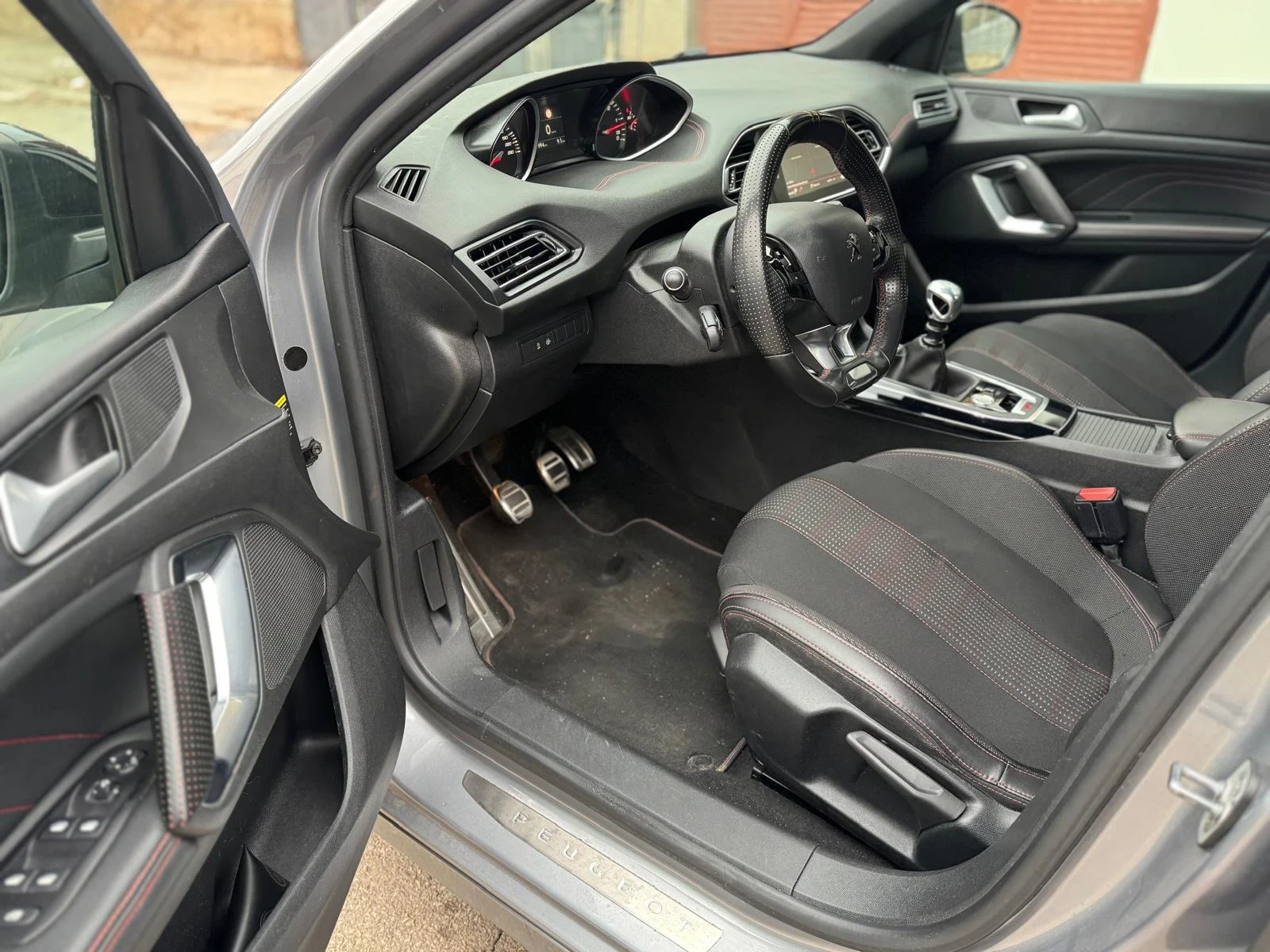 Peugeot 308 GT-line = 1.5e-HDI= 6��= NAVI | Mobile.bg � ����������� 12