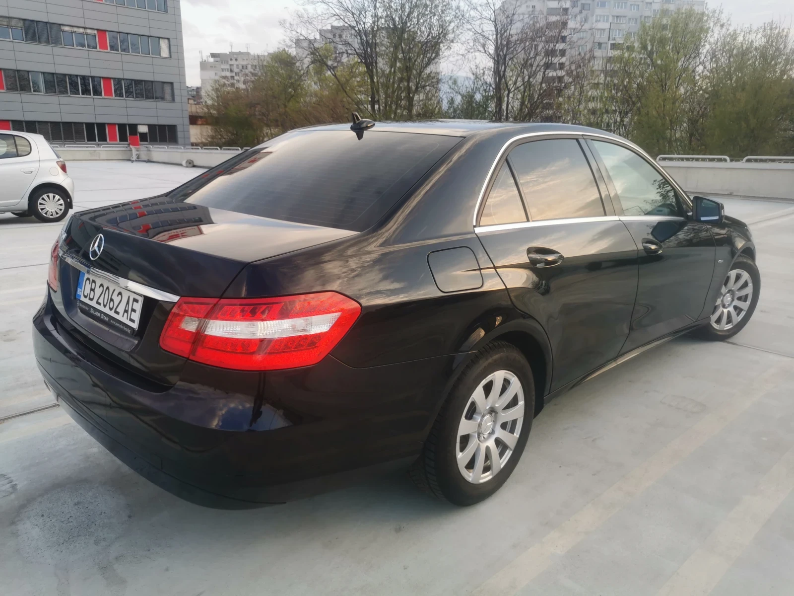 Mercedes-Benz E 250  - изображение 5