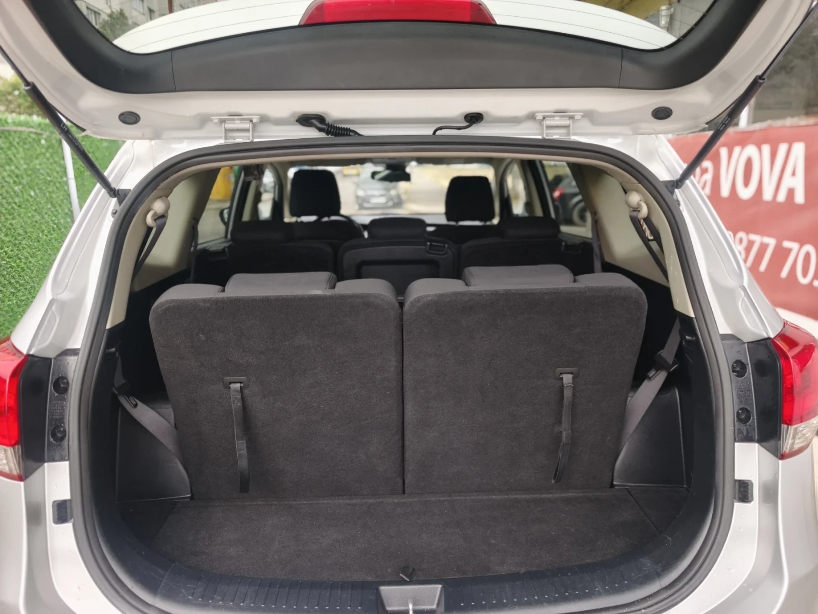 Kia Carens 1.7crdi-116к.с Евро-6 Лизинг 7места Нави Камера  | Mobile.bg — изображение 16