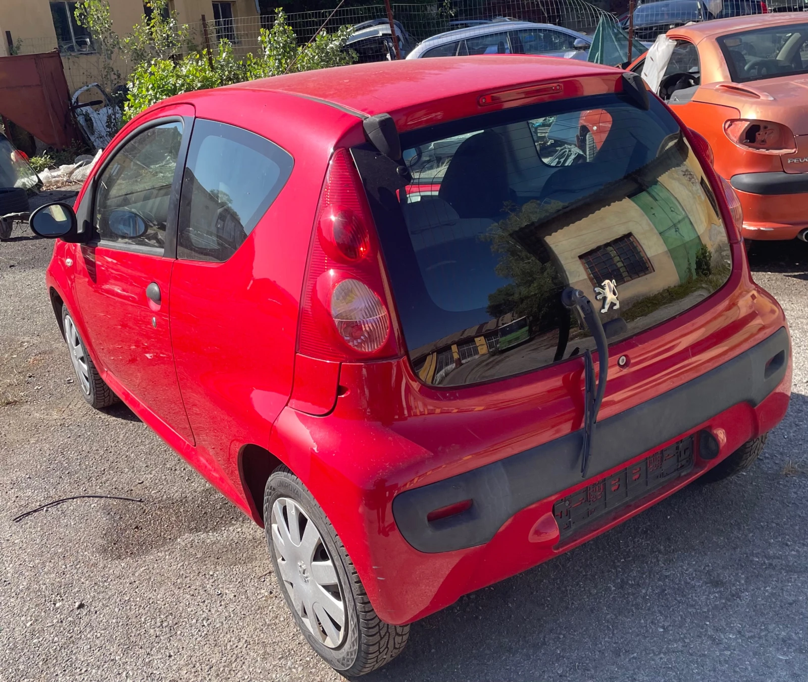 Peugeot 107 1.0 i - изображение 4