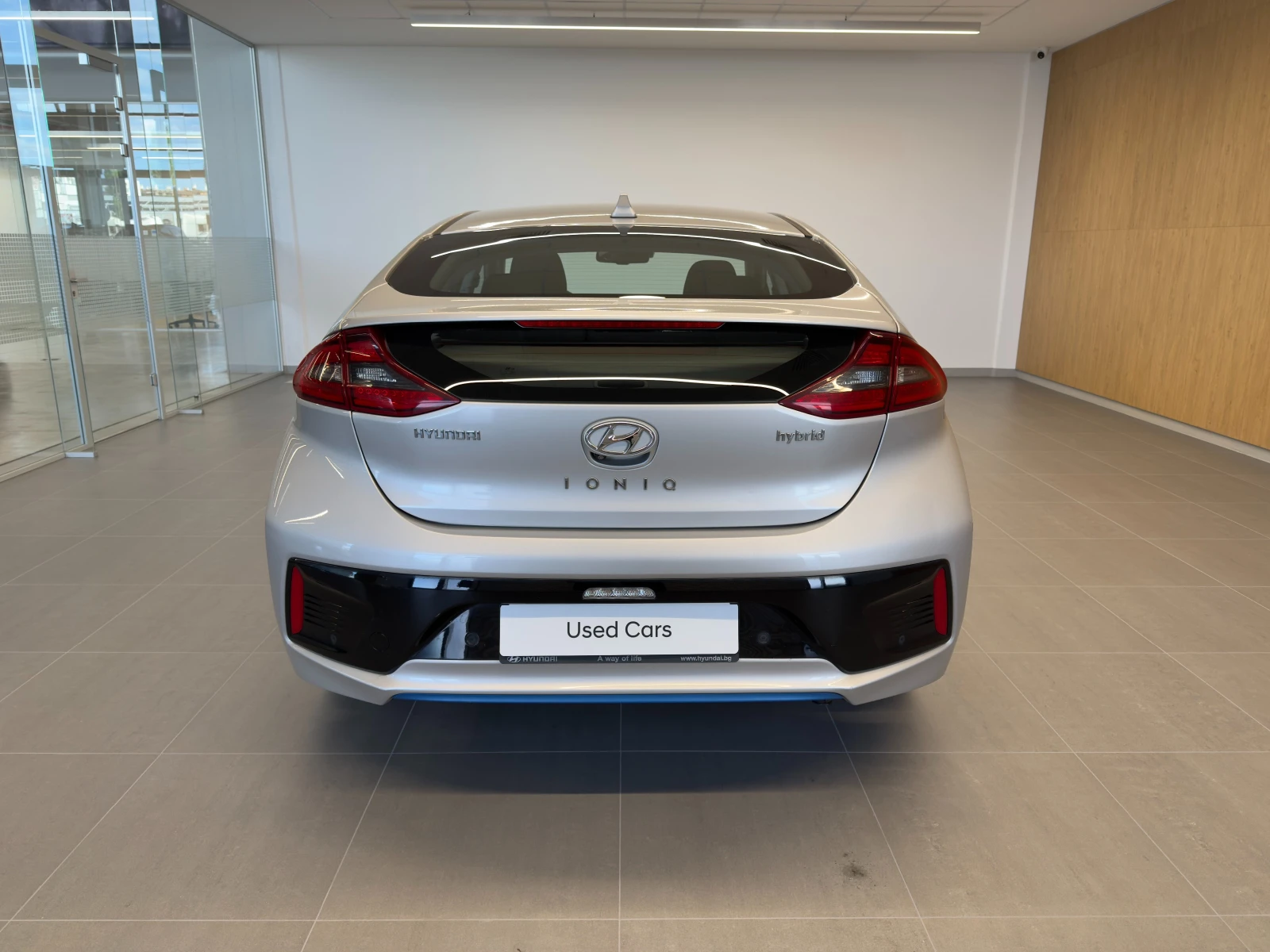 Hyundai Ioniq EXCLUSIVE Hybrid - изображение 4