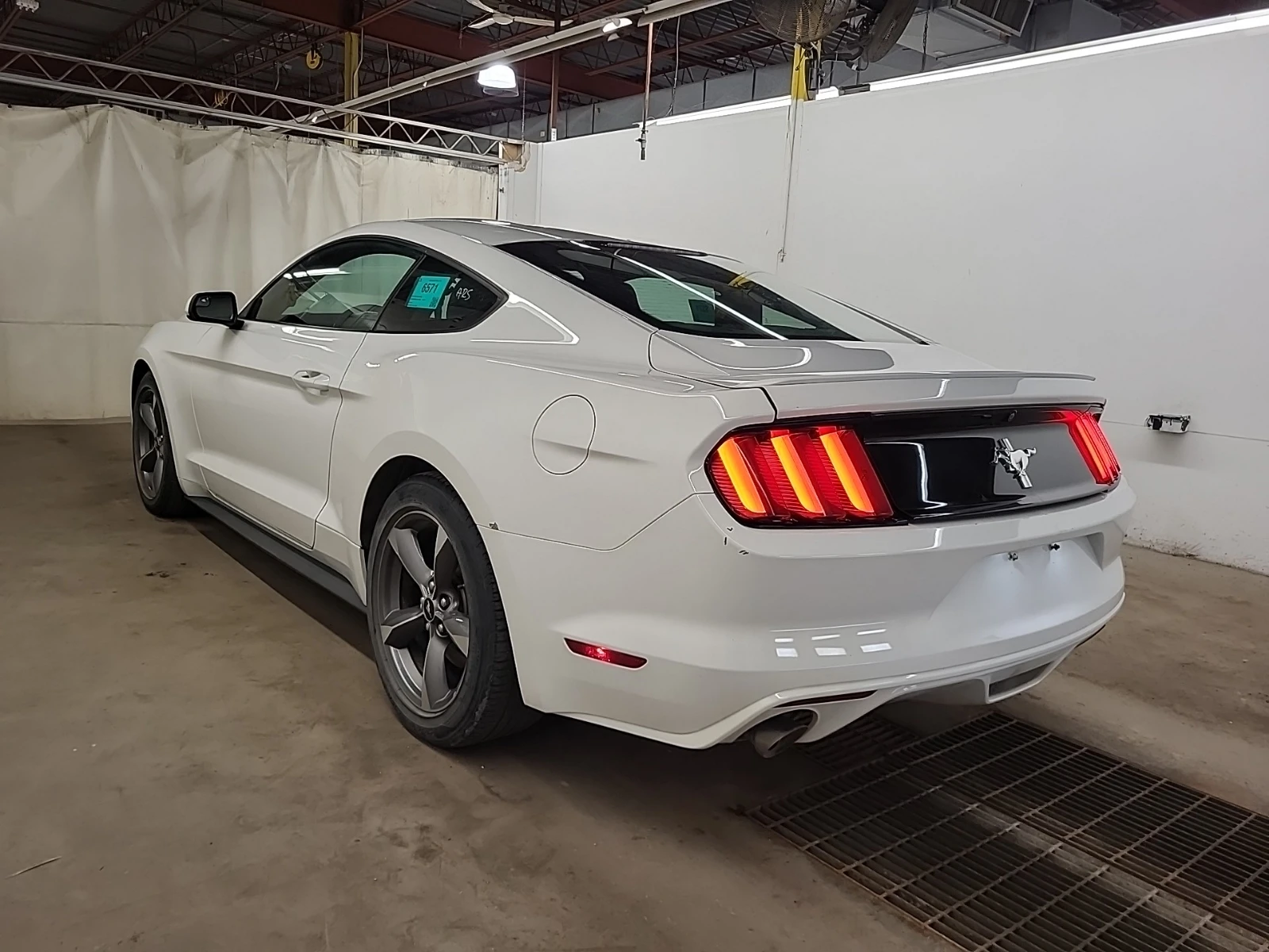 Ford Mustang * CARFAX * БЕЗ ПЪРВОНАЧАЛНА ВНОСКА - изображение 3