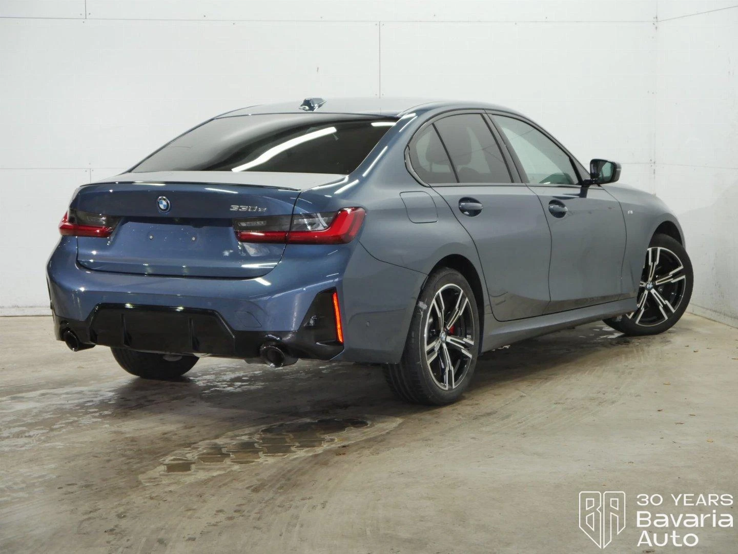 BMW 330 e M Sport Paket Sportautomatic | Mobile.bg   3