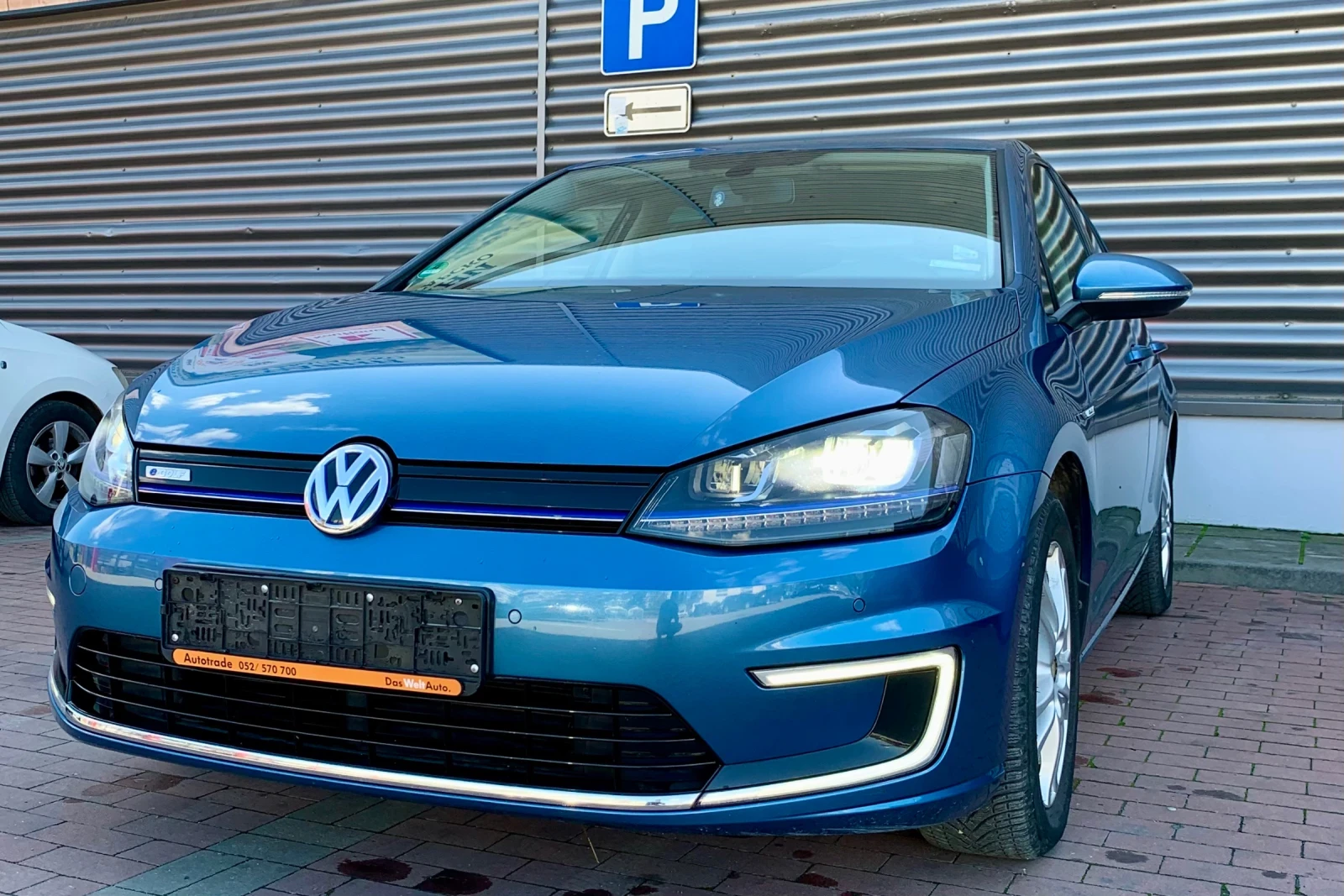 VW Golf Electric  - изображение 3