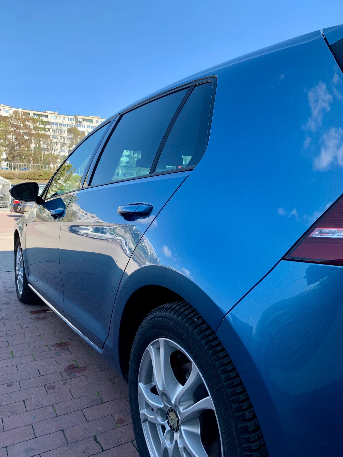 VW Golf Electric  - изображение 5