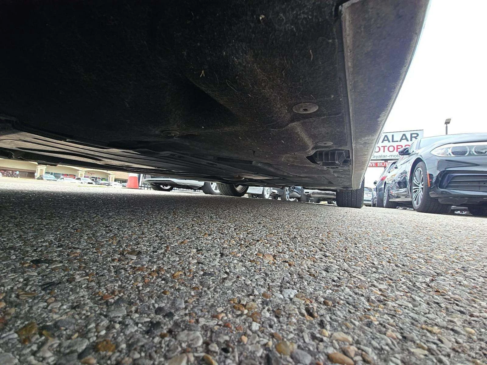 BMW 330  - изображение 7