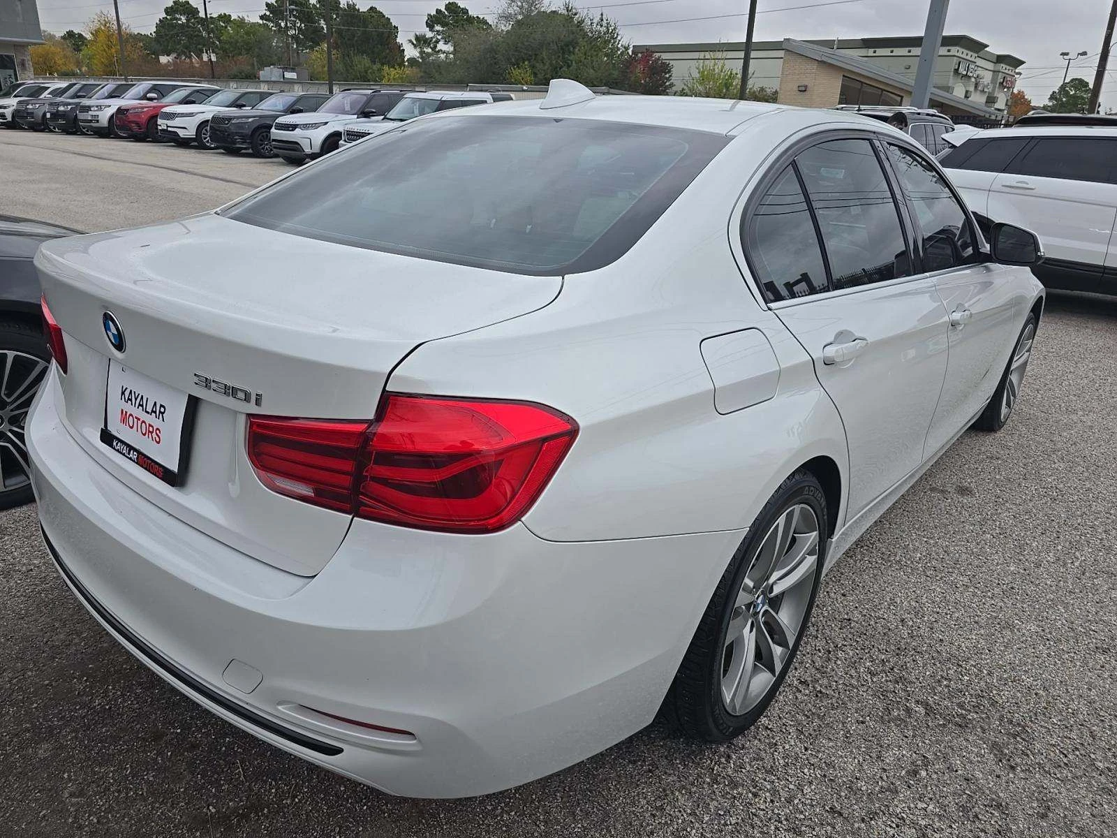 BMW 330  - изображение 3