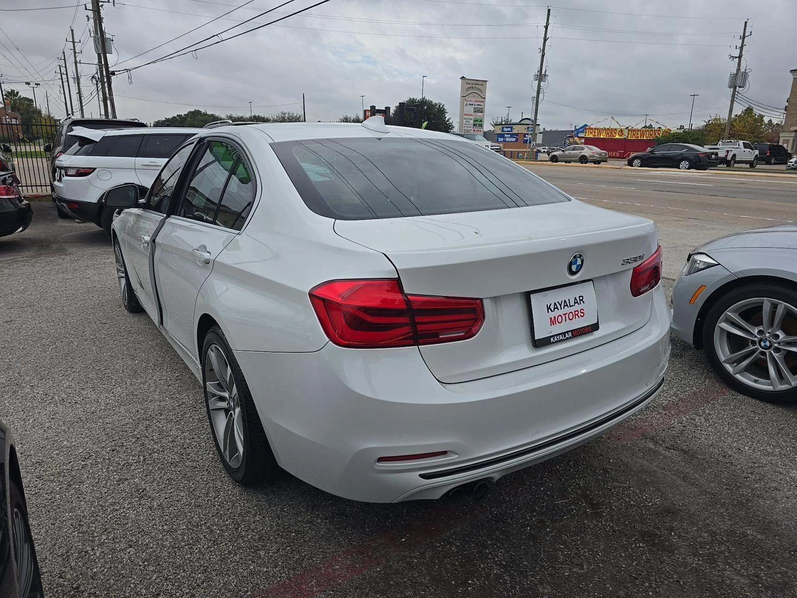 BMW 330  - изображение 2