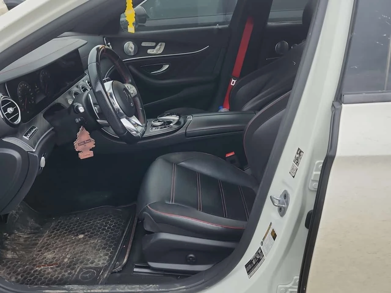 Mercedes-Benz E 53 AMG * ДИСТРОНИК * 360 * 2 КЛЮЧА * BURMESTER * ОБДУХВАН, снимка 5 - Автомобили и джипове - 53728895