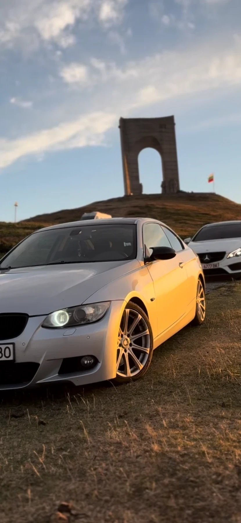 BMW 330, снимка 16 - Автомобили и джипове - 53818611