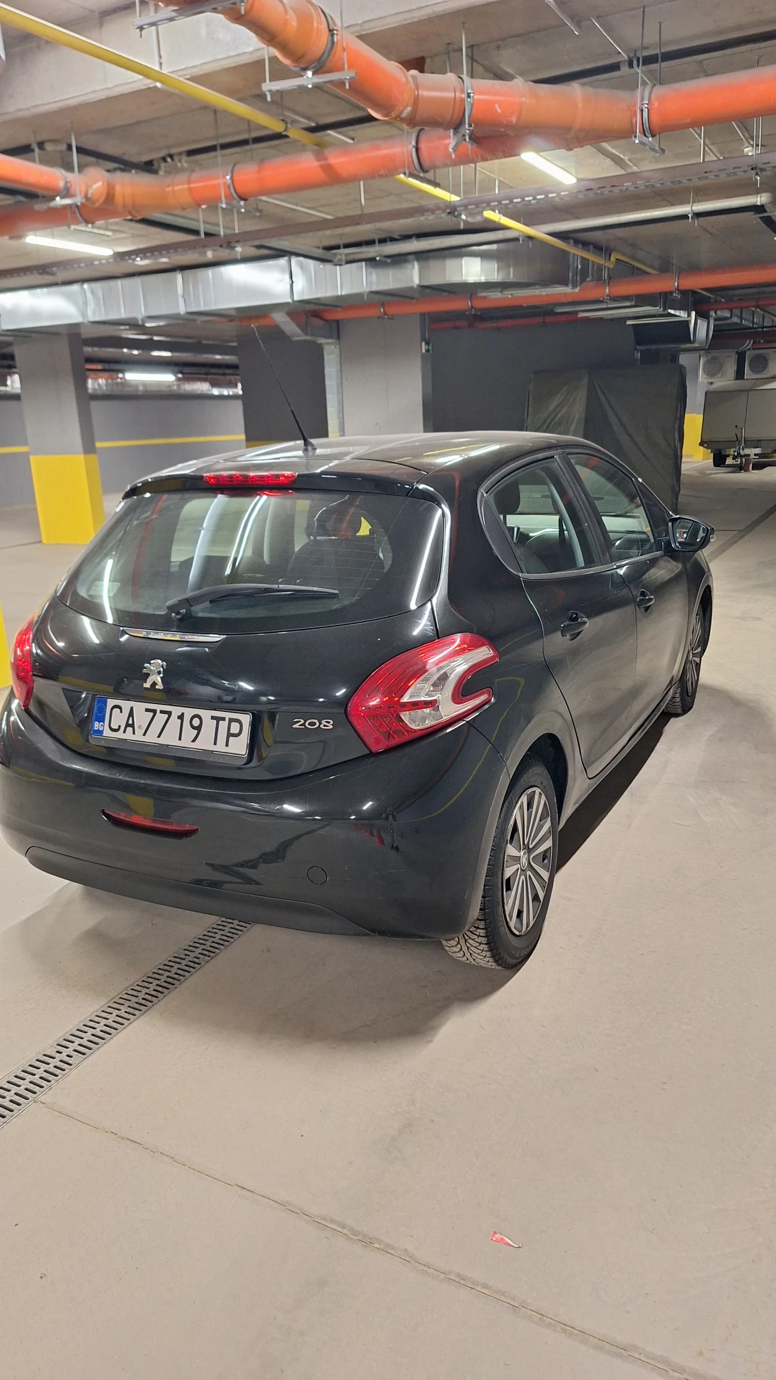 Peugeot 208 1.4 хди, снимка 3 - Автомобили и джипове - 53906624