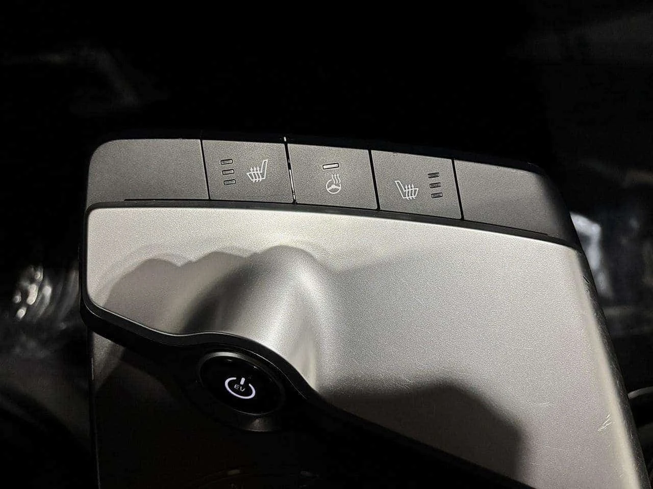 Kia EV6 Light, Wind, GT Line  CARFAX, снимка 14 - Автомобили и джипове - 54379792