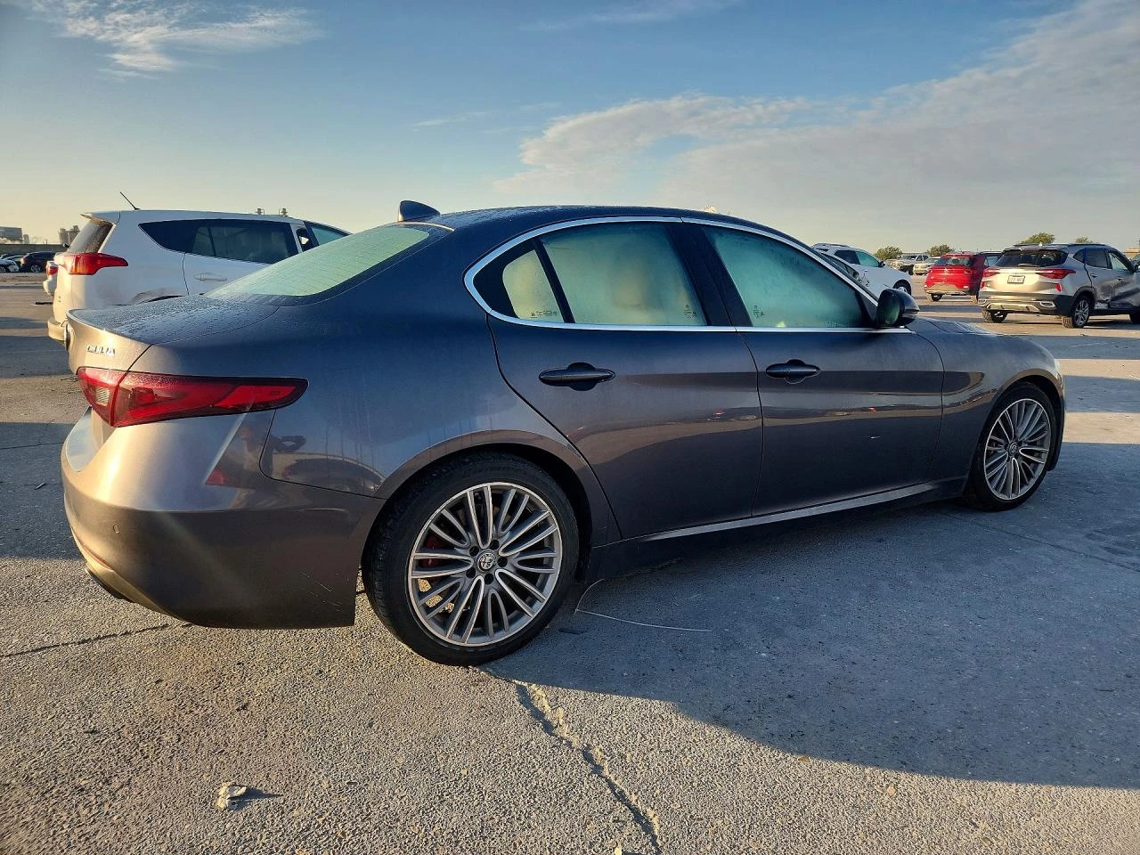 Alfa Romeo Giulia 2.0l Ti, снимка 3 - Автомобили и джипове - 54384857