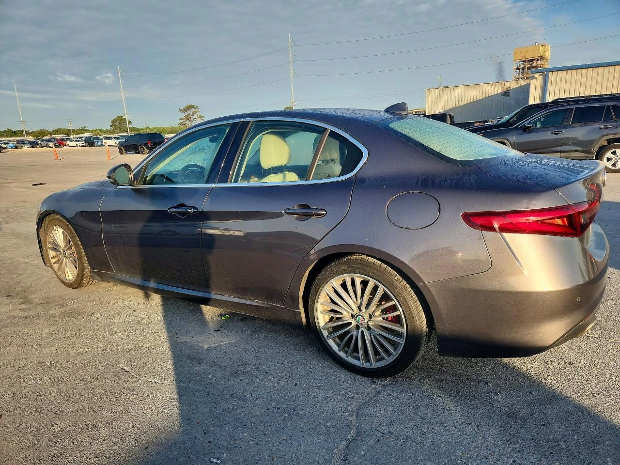 Alfa Romeo Giulia 2.0l Ti, снимка 2 - Автомобили и джипове - 54384857