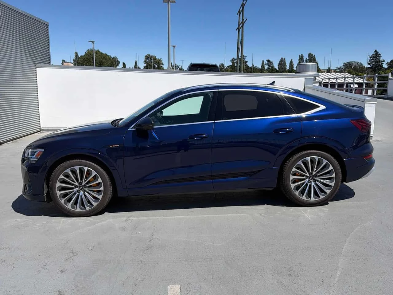 Audi E-Tron Technik* ���������* 360* ���������������� �� �UDI | Mobile.bg � ����������� 2