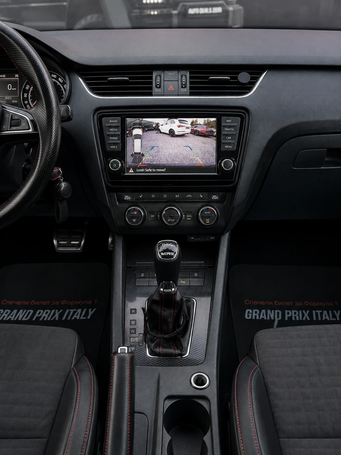 Skoda Octavia 2.0D| 184HP| VRS| PANO| MAXTON DESIGN| TOP| ЛИЗИНГ, снимка 13 - Автомобили и джипове - 55691428