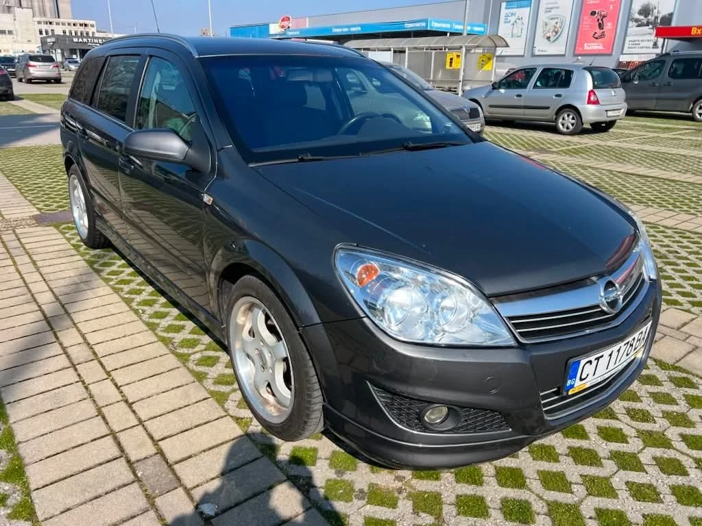 Opel Astra 1.6 CDTI COSMO, снимка 6 - Автомобили и джипове - 55729178