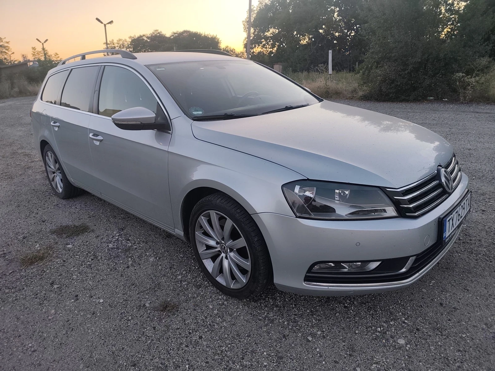VW Passat 2.0TDI, снимка 2 - Автомобили и джипове - 55876929