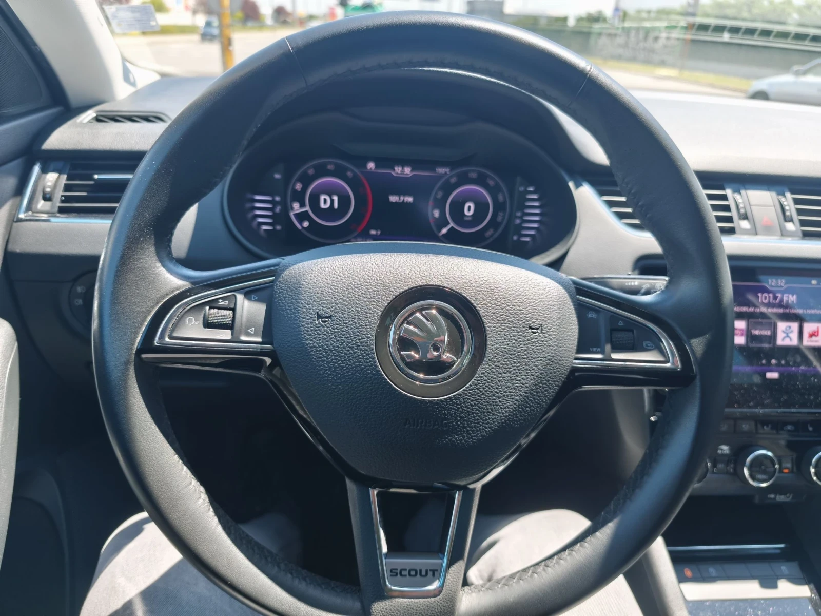 Skoda Octavia Scout 4x4, снимка 8 - Автомобили и джипове - 55925700