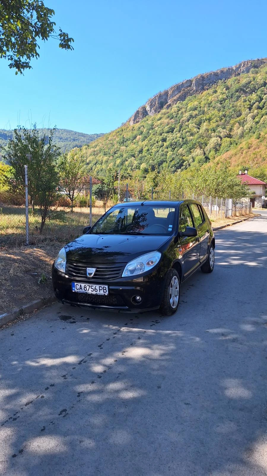 Dacia Sandero DCI, снимка 3 - Автомобили и джипове - 55987386