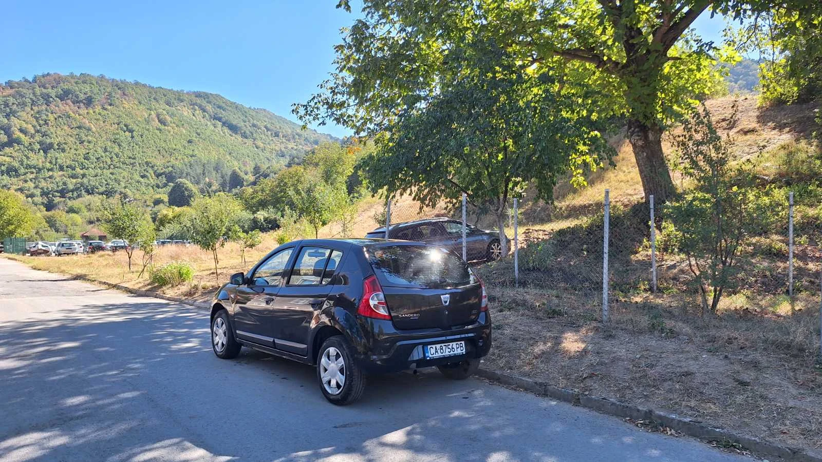 Dacia Sandero DCI, снимка 2 - Автомобили и джипове - 55987386