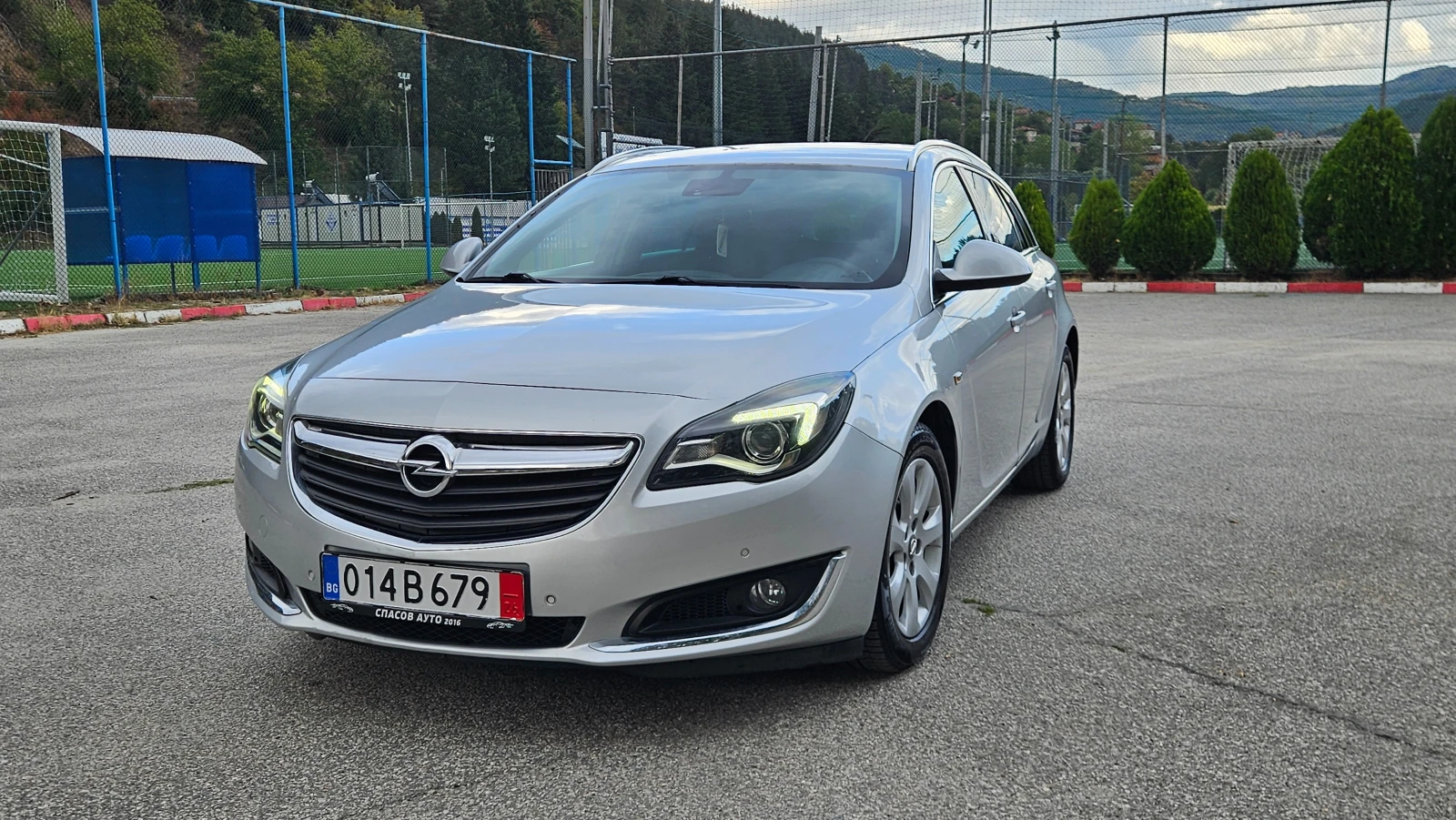 Opel Insignia 1.6 CDTI NAVIG/KLIMATTONIK/6skorosti/FACELIFT