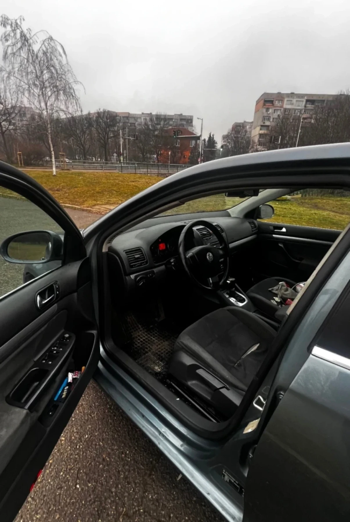 VW Jetta MK5, снимка 7 - Автомобили и джипове - 56357832