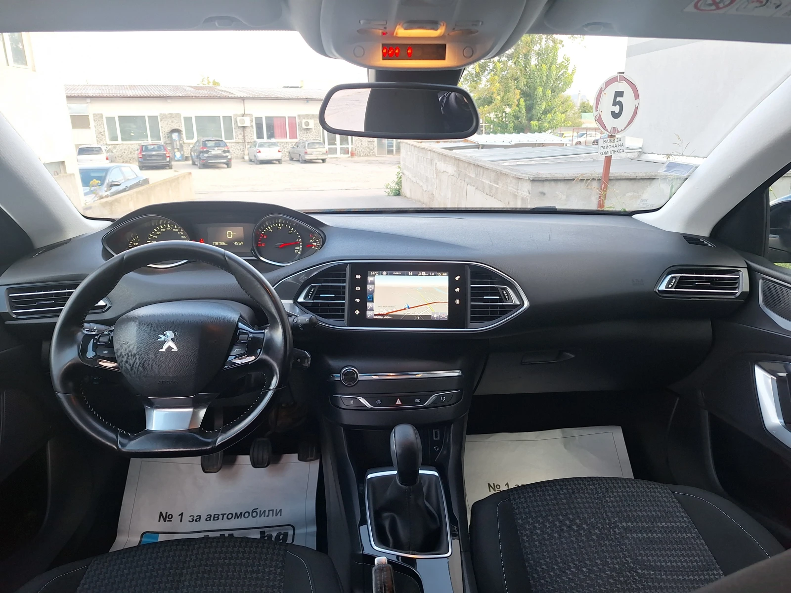Peugeot 308 1.6hdi navi, снимка 14 - Автомобили и джипове - 56684149