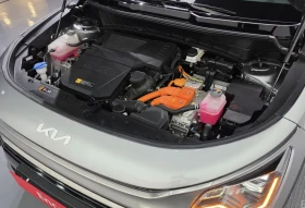 Kia Niro TRENDY* ПОДГРЕВ* ОБДУХВАНЕ* НАВИ* КАМЕРА* HUD* , снимка 6