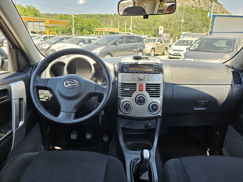 Daihatsu Terios 1.5VVTI-105к.с!4X4!-ИТАЛИЯ!, снимка 11 - Автомобили и джипове - 46408229