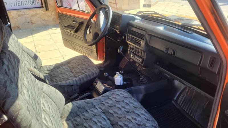 Lada Niva, снимка 5 - Автомобили и джипове - 47300325