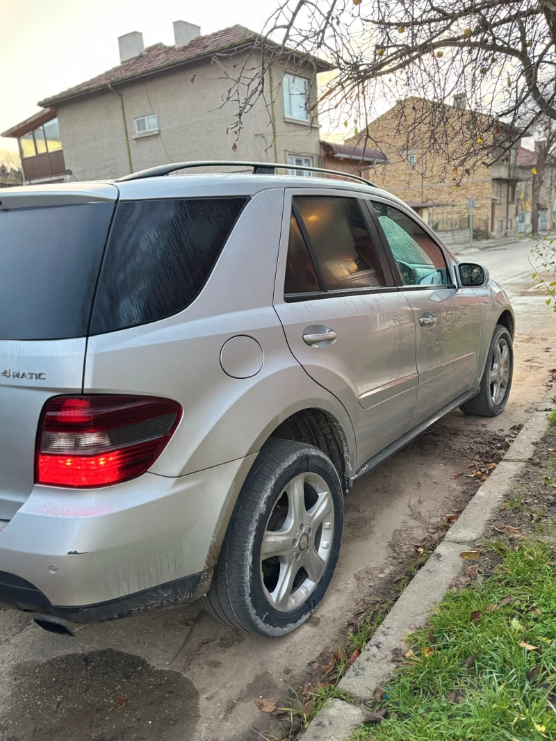 Mercedes-Benz ML 280 3.0CDI, снимка 4 - Автомобили и джипове - 52658382