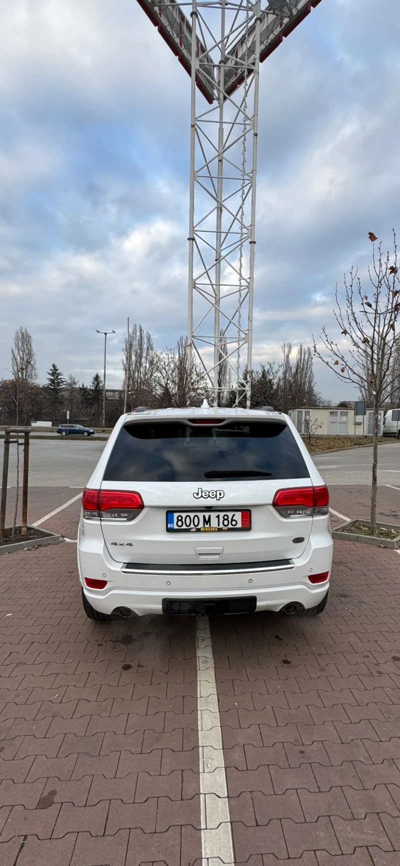 Jeep Grand cherokee Overland 5.7, снимка 3 - Автомобили и джипове - 52881253
