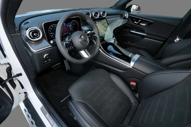 Mercedes-Benz GLC 300 4Matic = AMG Line = Advanced Plus Гаранция - изображение 4