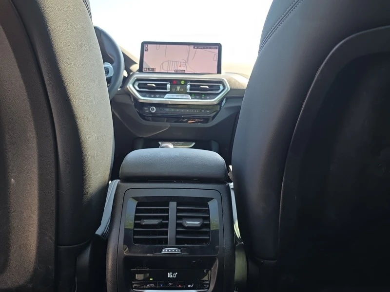 BMW X3 30i * M SPORT * CARPLAY * HEAD UP * БЕЗ ИНЦИДЕНТИ , снимка 9 - Автомобили и джипове - 55242898