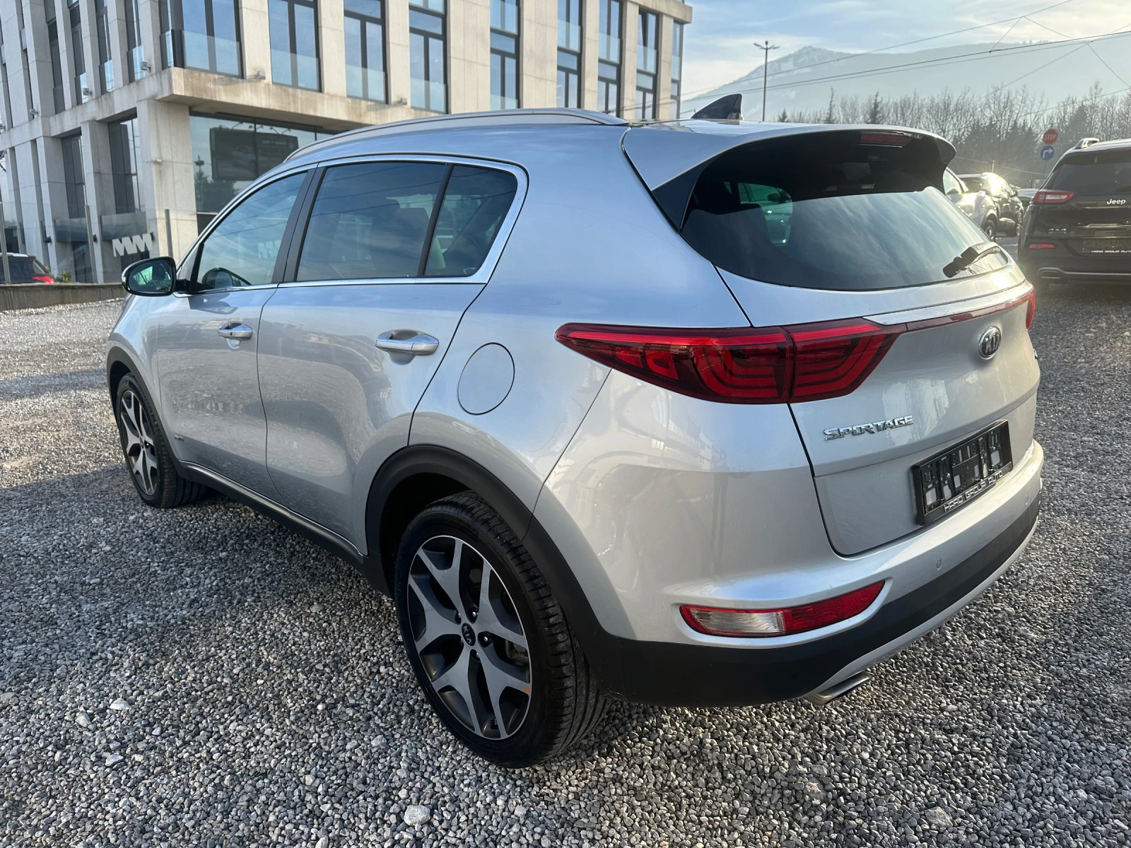 Kia Sportage GT line АВТОМАТИК 4х4 НАВИГАЦИЯ - изображение 5