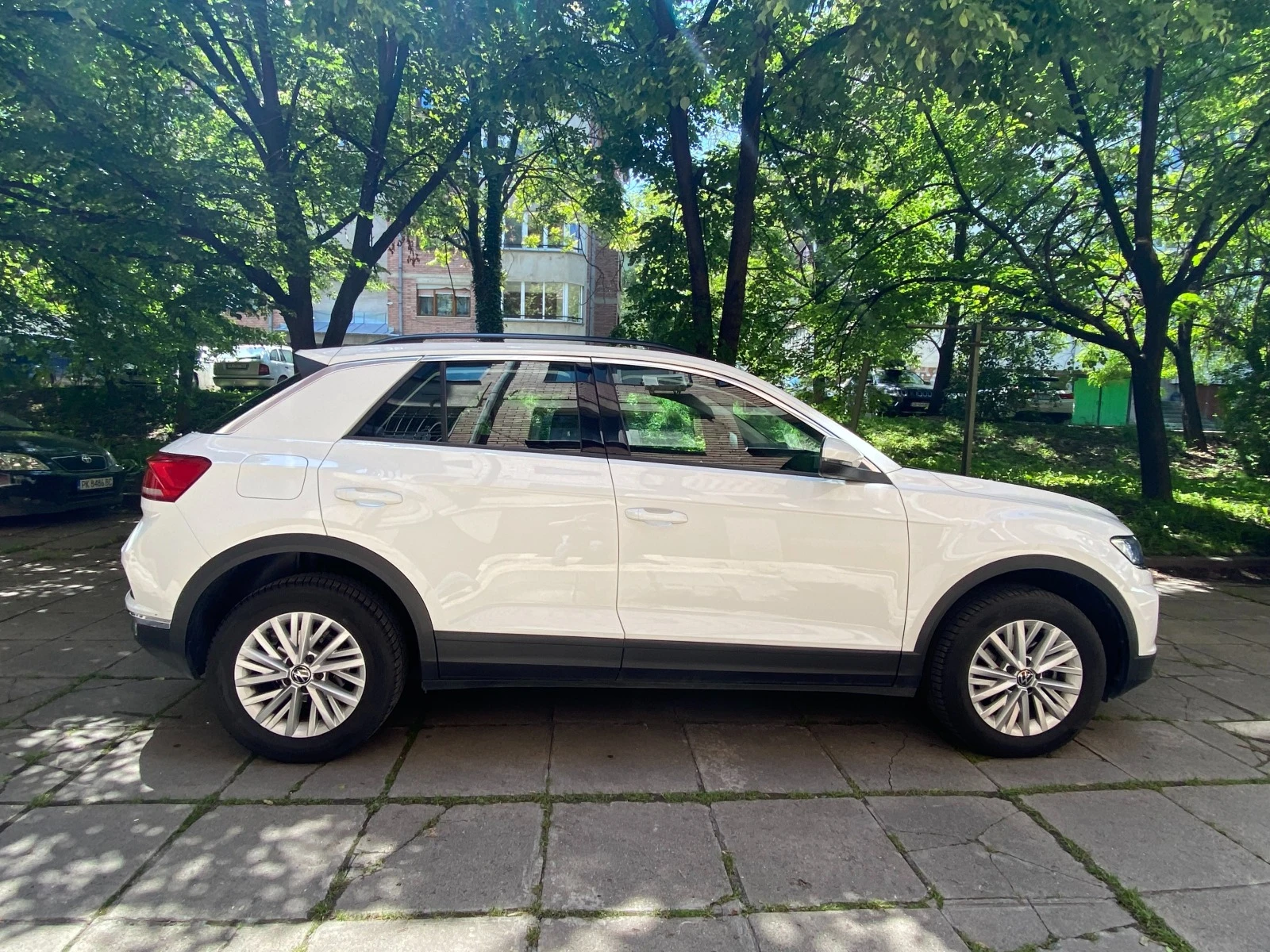 VW T-Roc 1.5 TSI Гаранционен - изображение 6