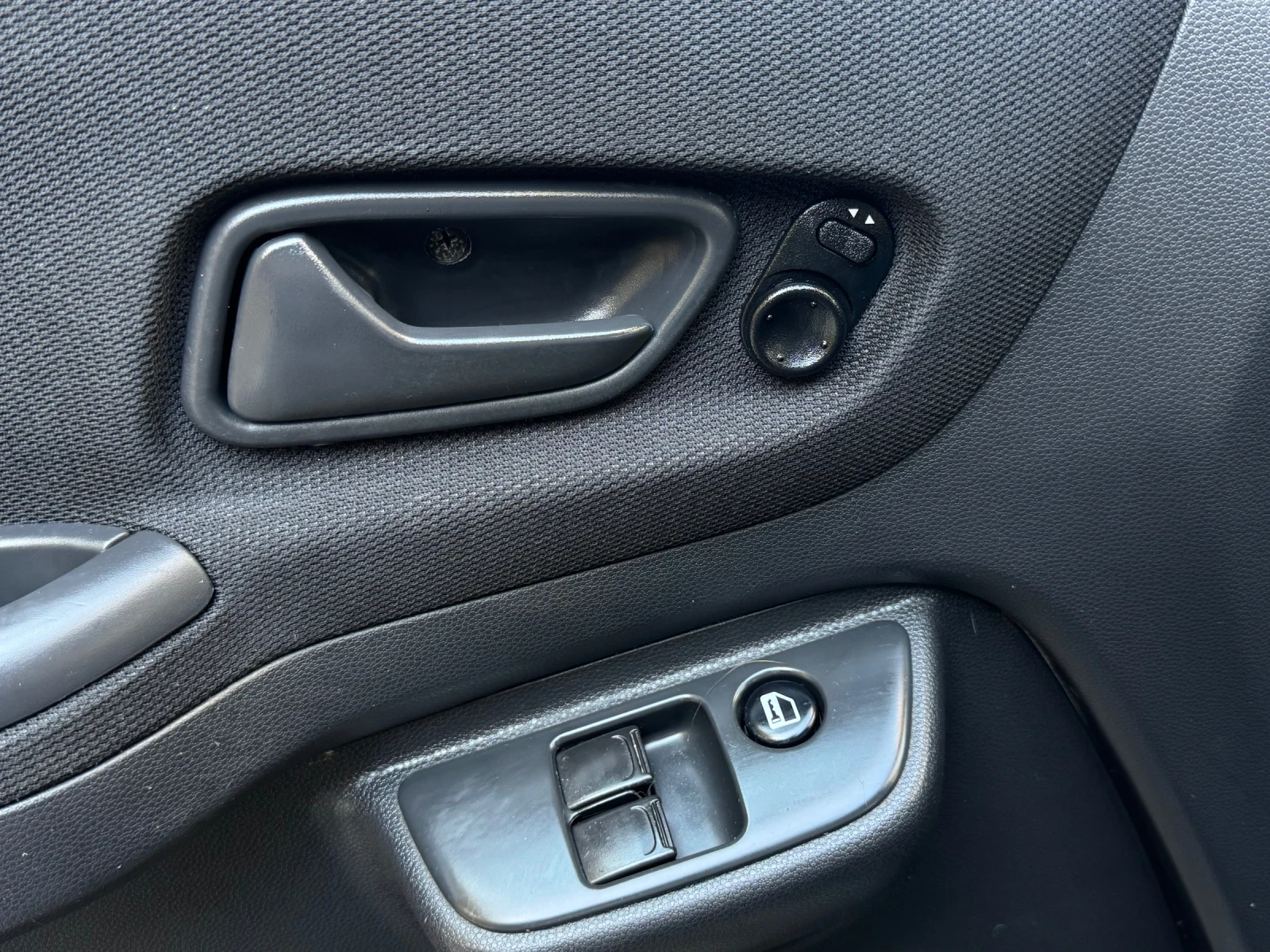 Suzuki Ignis 1.3 4x4 - изображение 8