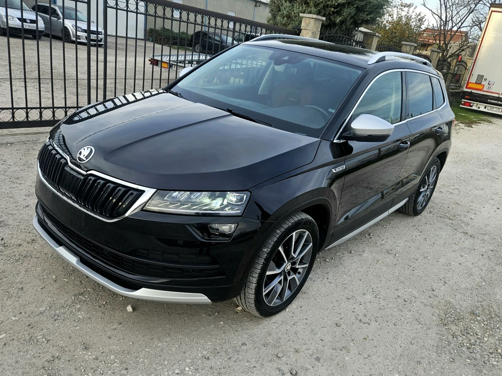 Skoda Karoq 2.0TDI /DSG /4X4 /SCOUT/ DIGITAL - изображение 3