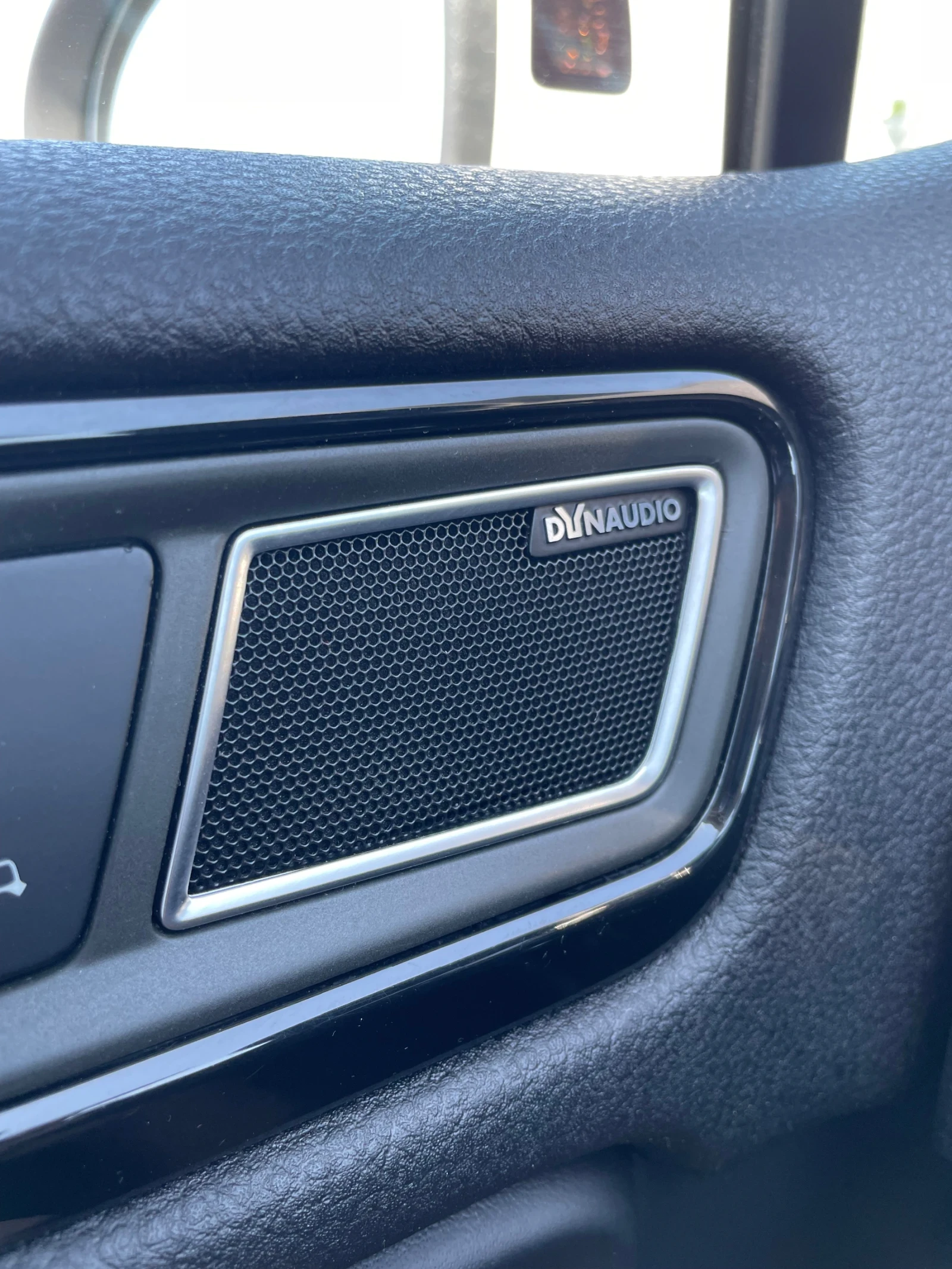 VW Touareg R-Line | Mobile.bg   10