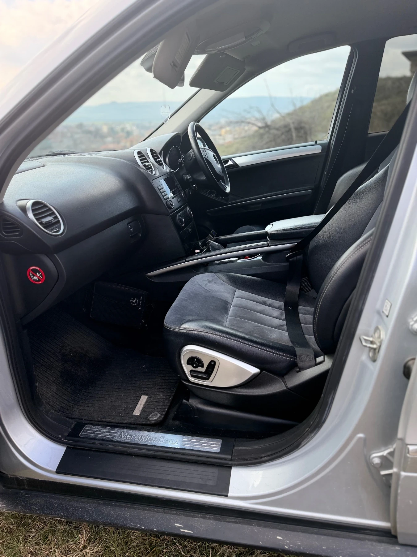 Mercedes-Benz ML 280 3.0CDI, снимка 7 - Автомобили и джипове - 53276929