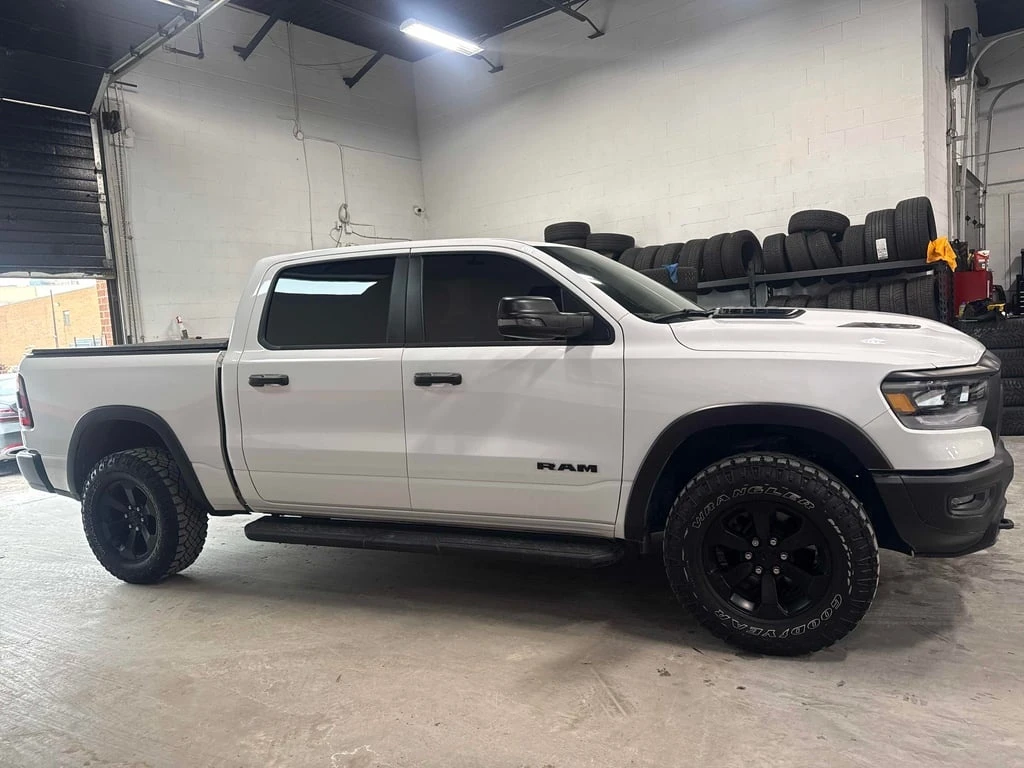 Dodge RAM 1500 * Rebel * CARFAX * ��� ������������ ������ | Mobile.bg � ����������� 3