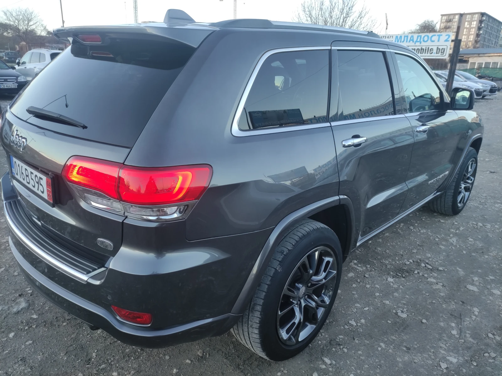 Jeep Grand cherokee 3.0crdi Overland Swiss - изображение 6
