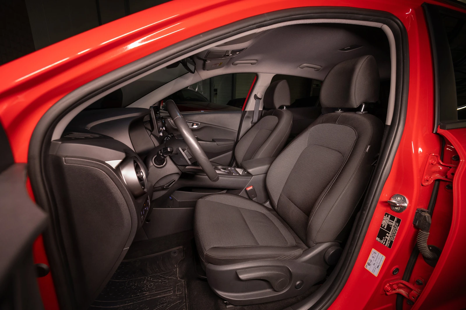 Hyundai Kona Electric Long range 64kWh Подгрев на седалки, снимка 8 - Автомобили и джипове - 53708554