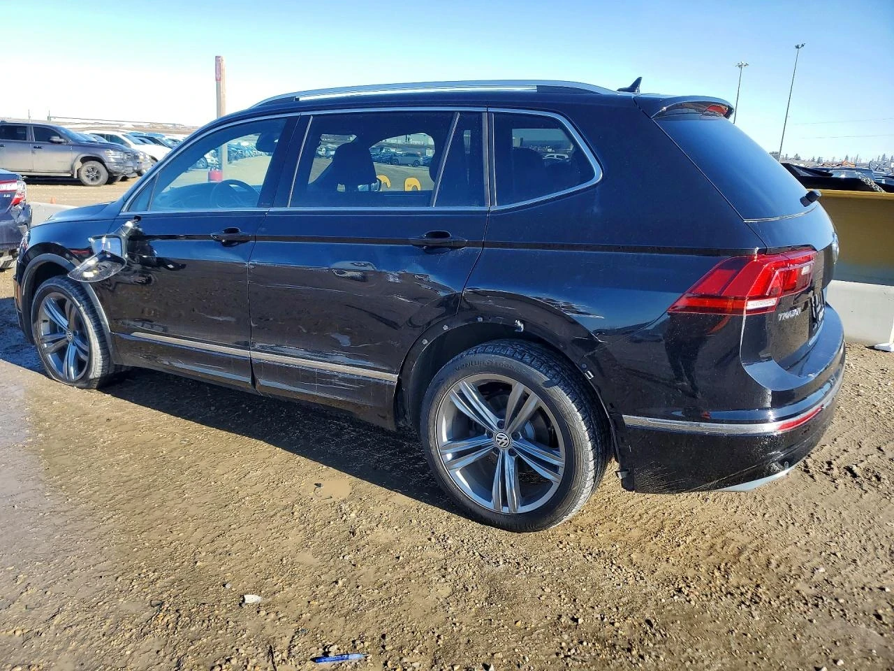 VW Tiguan SEL PREMIUM R-LINE, снимка 6 - Автомобили и джипове - 53929111